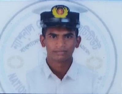 জলদস্যুর কব্জায় বন্দী জয় মাহমুদ