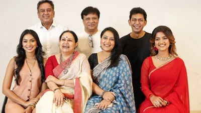 ‘উৎসব’ সিনেমার অভিনয়শিল্পীরা। ছবি: সংগৃহীত