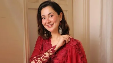 জনপ্রিয় ও সুন্দরী অভিনেত্রী হানিয়া