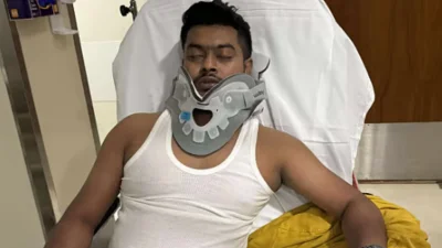 মারধের শিকার হয়ে হাসপাতালে চিকিৎসাধীন ছাত্রলীগ নেতা হৃদয় মিয়া। ছবি: সংগৃহীত