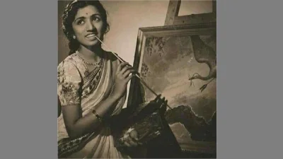 তুলি হাতে লতা