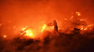 Khobor Sangjog Kalshi Fire 01