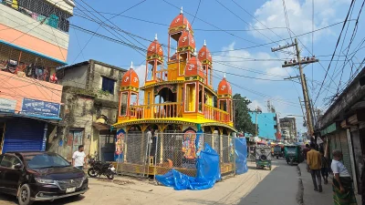 ধামরাইয়ের রথযাত্রার জন্য প্রস্তুত রথ