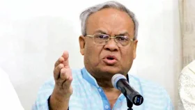 সরকার কোনো দলকে প্রতিষ্ঠিত করলে জনগণ মেনে নেবে না: রিজভী