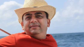 বিমানবন্দরে এআই ক্যামেরায় শনাক্তের পর গ্রেপ্তার হয় বেনজীর