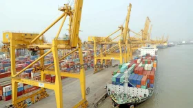 &lsquo;সমৃদ্ধির স্বর্ণদ্বার&rsquo; চট্টগ্রাম বন্দর