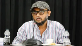 খালেদা জিয়ার সুস্থতা কামনায় ফারুকীর প্রার্থনা