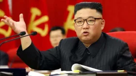 নিজ দেশের নারীদের প্রশংসা করলেন কিম