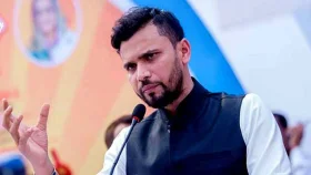 মাশরাফি ও তার বাবাসহ ৯০ জনের নামে মামলা