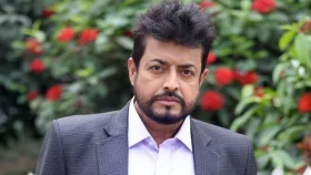 অ্যাওয়ার্ড&ndash;বাণিজ্যের অভিযোগ তুলে ওমর সানীর ক্ষোভ প্রকাশ