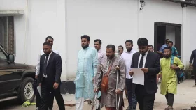 অভিযোগ দিতে ট্রাইব্যুনালে শিবির নেতারা