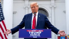 ক্ষমতায় বসেই ১৮ হাজার ভারতীয়কে তাড়াবেন ট্রাম্প