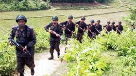 আগরতলা থেকে আখাউড়ামুখী লংমার্চ: সীমান্তে সতর্ক বিজিবি