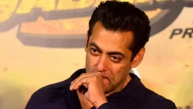 এবার শুটিং ফ্লোরে ঢুকে সালমান খানের প্রাণনাশের হুমকি