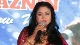 ১০ বছর পরে মঞ্চে গাইবেন বেবী নাজনীন