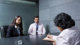 অভিজ্ঞতা ছাড়াই চাকরি দেবে ইউএস-বাংলা