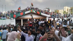 জনতার জয়, শেখ হাসিনার পতন