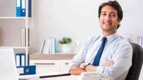 চাকরি দেবে ইউএস-বাংলা এয়ারলাইন্স, লাগবে না অভিজ্ঞতা