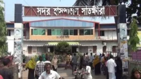 সাতক্ষীরায় স্ত্রীকে হত্যার পর নিজেই আত্মহত্যা করলেন স্বামী