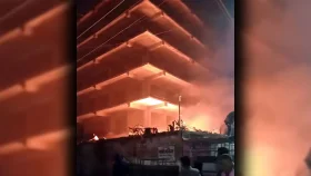 মিরপুর-ধানমন্ডিতে অগ্নিকাণ্ড, ঢাকাজুড়ে আতশবাজি