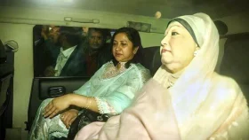 লন্ডনে গেলেন খালেদা জিয়া