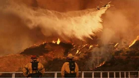 পাঁচদিনেও নিয়ন্ত্রণহীন লস অ‍্যাঞ্জেলেসের দাবানল