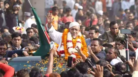 অবশেষে কারামুক্ত হলেন বাবর