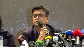 অপ-সাংবাদিকতায় ক্ষুব্ধ প্রেস সচিব