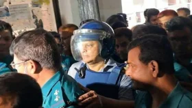 সাবেক সেনা কর্মকর্তা জিয়াউল আহসান ও তার স্ত্রীর বিরুদ্ধে দুদকের মামলা