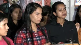 হেড কোচ পিটারের অধীনে খেলতে চান না সাবিনারা