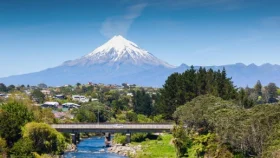 ‘মানুষ’ হিসেবে স্বীকৃতি পেল নিউজিল্যান্ডের তারানাকি পর্বত