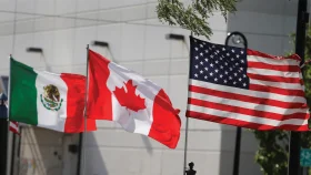কানাডা ও মেক্সিকোর পণ্যে ২৫ শতাংশ মার্কিন শুল্ক আরোপ