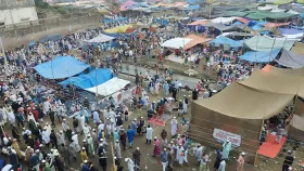 বিশ্ব ইজতেমার আখেরি মোনাজাত দুপুরে