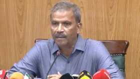 হাসিনাকে ফেরতের বিষয়টি নাকচের চেষ্টা করবে ভারত: আসিফ নজরুল