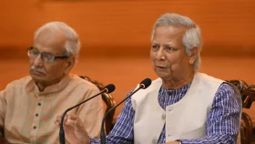 সবাই মিলে অভ্যুত্থানের যোদ্ধাদের স্বপ্ন বাস্তবায়নে চেষ্টা করব: ড. ইউনূস