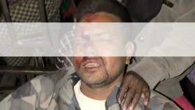 রংপুরে সড়কে গাছের গুড়ি ফেলে ডাকাতি, আটক ১