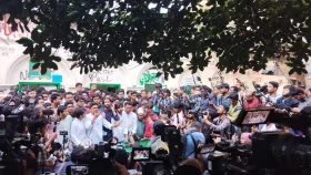 নতুন ছাত্র সংগঠনের আত্মপ্রকাশ নিয়ে মধুর ক্যান্টিনে হট্টগোল