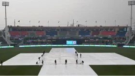 টসে বিলম্ব, বৃষ্টিতে বাংলাদেশ-পাকিস্তান ম্যাচে অনিশ্চয়তা