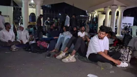 এক দফা দাবিতে প্রধান উপদেষ্টার কার্যালয়ের সামনে জুলাই আহতদের অবস্থান