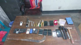 টাঙ্গাইলে বাসে ডাকাতি, গ্রেপ্তার ৪