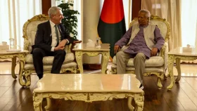 রোহিঙ্গা ইস্যুতে আন্তর্জাতিক সম্মেলন সফল করার আহ্বান প্রধান উপদেষ্টার