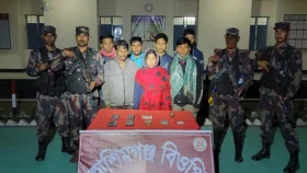 স্বামী-স্ত্রীসহ ৮ বাংলাদেশিকে ফেরত দিল বিএসএফ