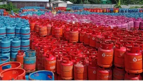 এলপি গ্যাসের দাম কমলো 