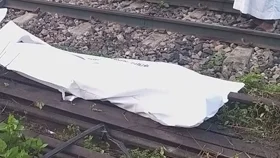 গাজীপুরে ট্রেনে কাটা পড়ে দুই যুবকের মৃত্যু