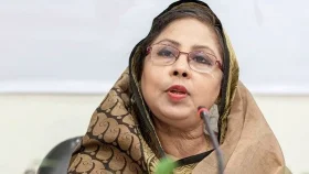 চুমকির ফ্ল্যাট জব্দ, ব্যাংক হিসাব ফ্রিজ