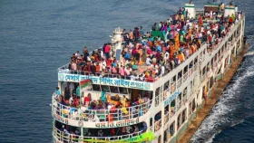 ঈদে নৌযাত্রা: সরকারের সামনে নতুন চ্যালেঞ্জ