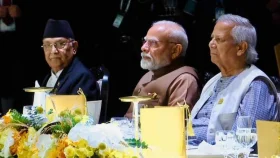 ব্যাংককে নৈশভোজে ইউনূস-মোদি বসলেন পাশাপাশি