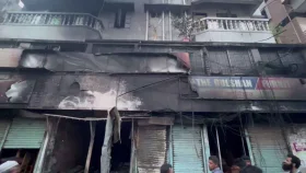 রাজধানীতে লেপ-তোষকের দোকানে আগুন, নিহত ১