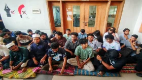 আমরণ অনশনে কুয়েট শিক্ষার্থীরা