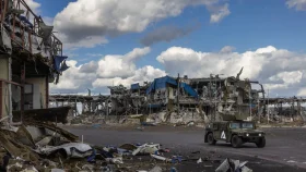 ভয়াবহ ড্রোন হামলায় বন্ধ সব বিমানবন্দর